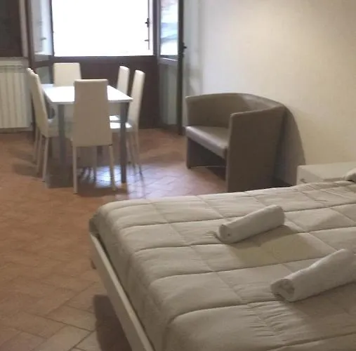 Orso Bianco Lägenhetshotell Pietracamela